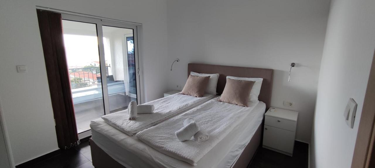 Zoran Apartments Sveti Stefan Exteriör bild