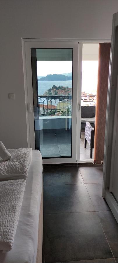 Zoran Apartments Sveti Stefan Exteriör bild